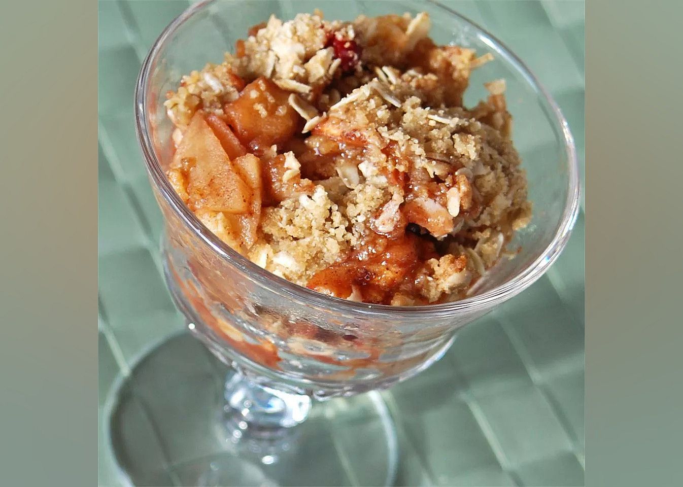 Apple-cranberry crisp