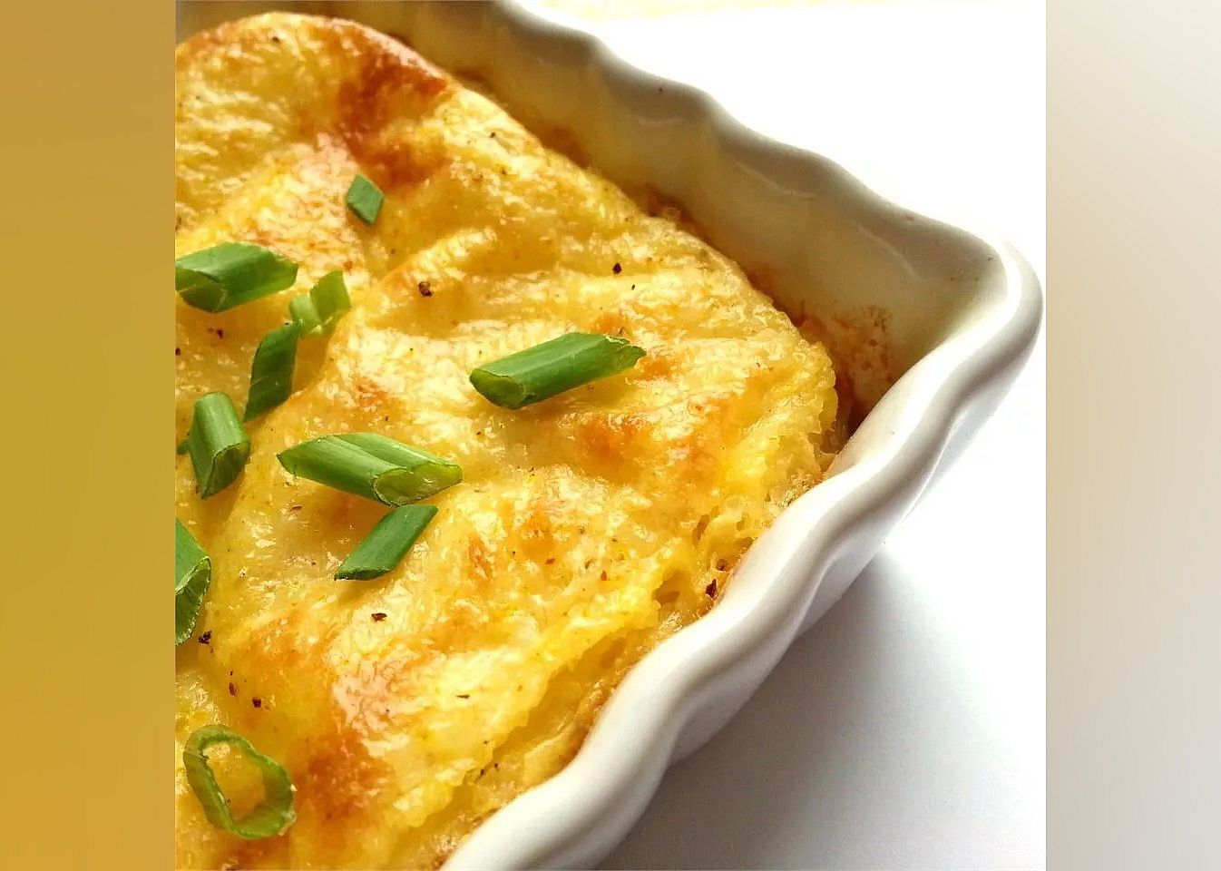 Cheese grits casserole