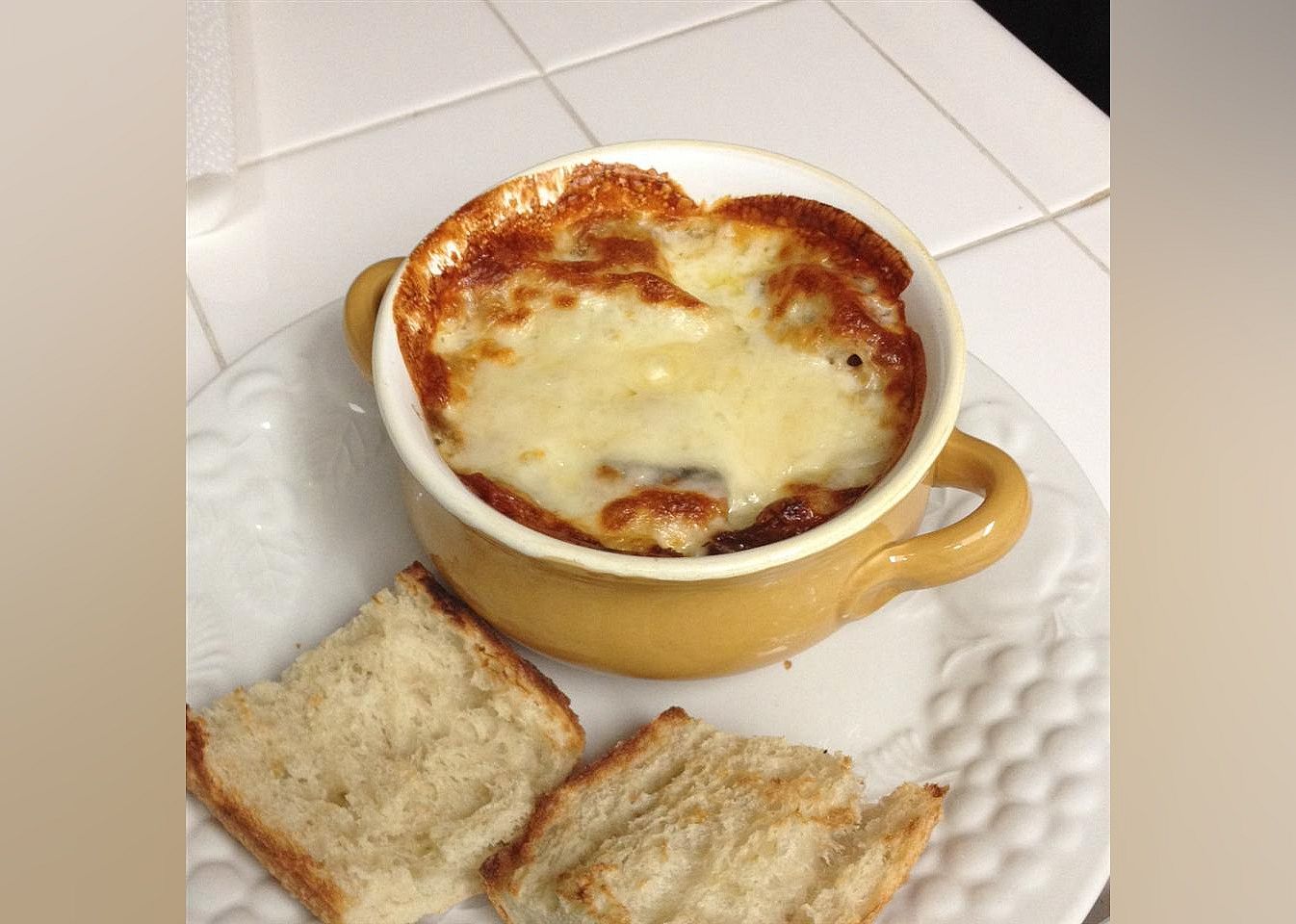 Rich and Simple French Onion Soup