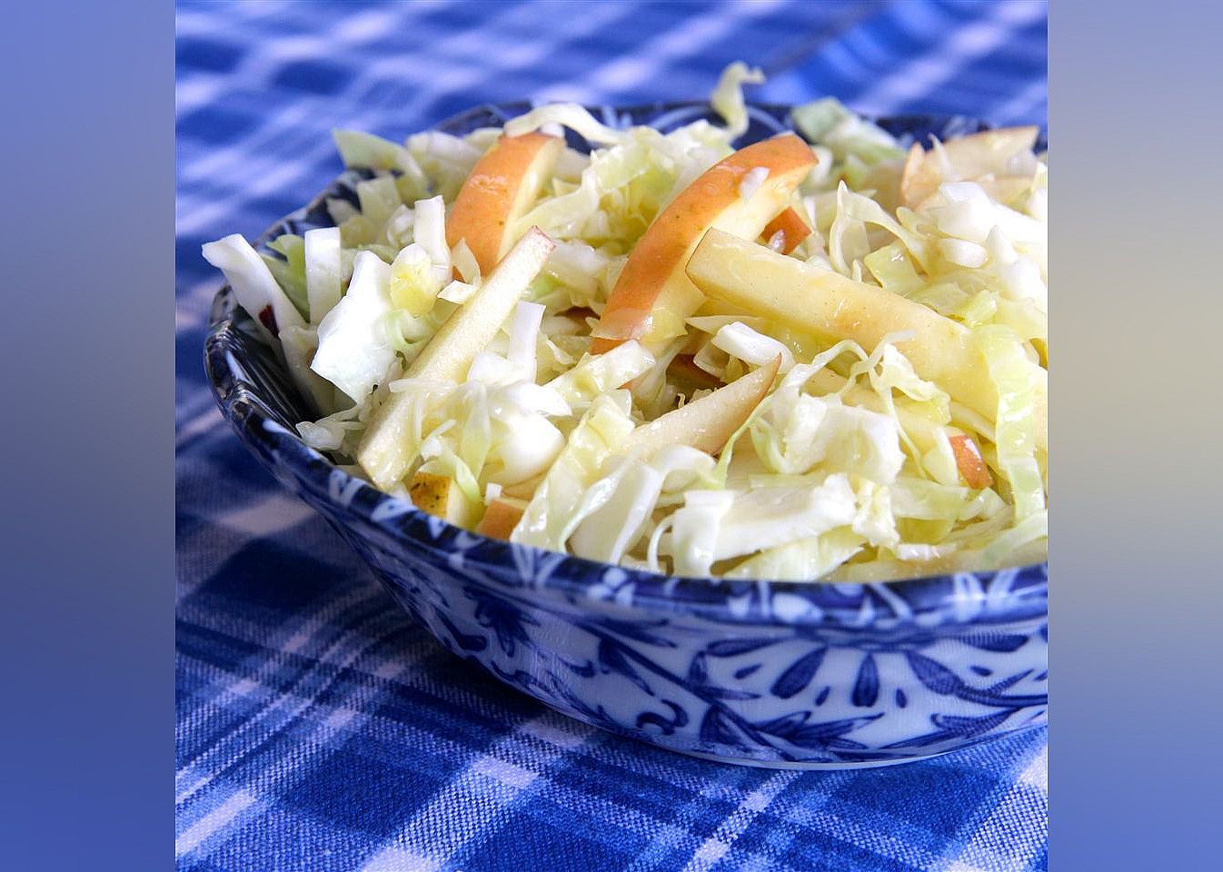 Easy Apple Cabbage Slaw