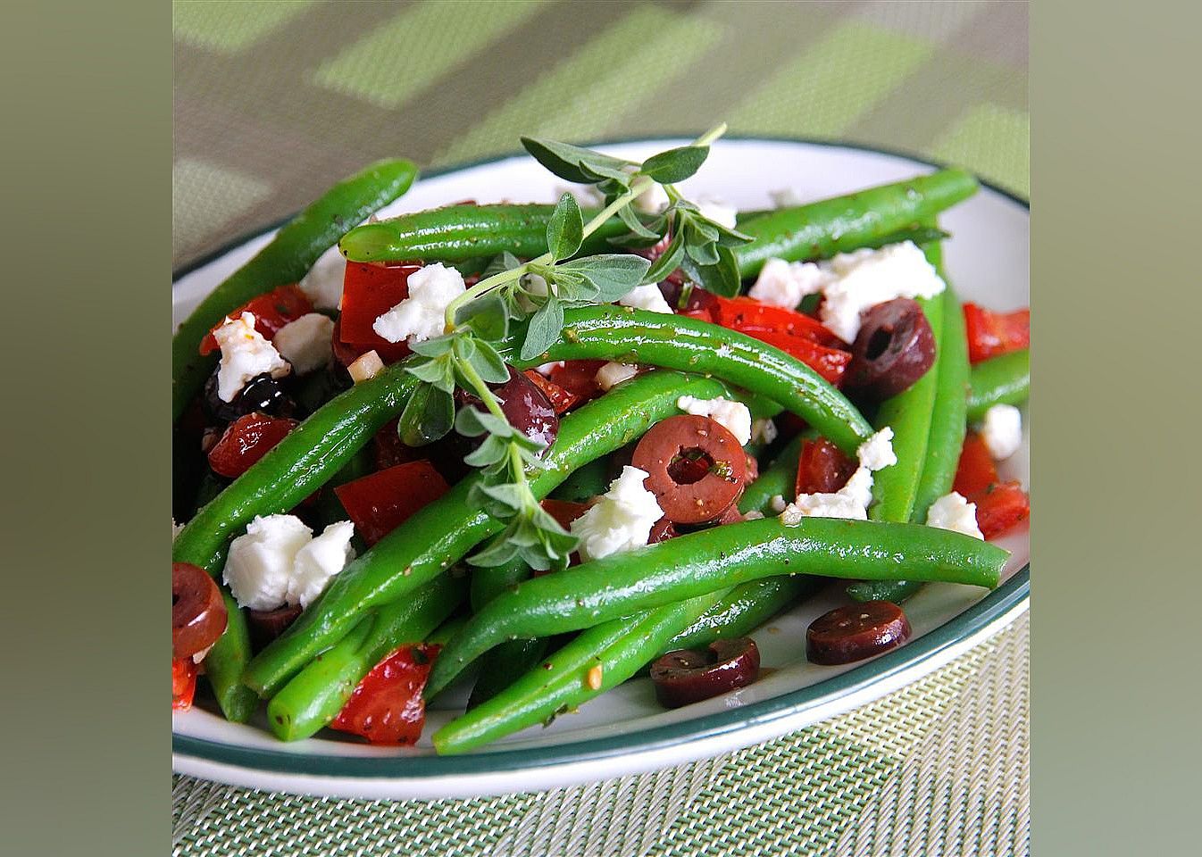 Marinated Green Beans with Olives, Tomatoes, and Feta