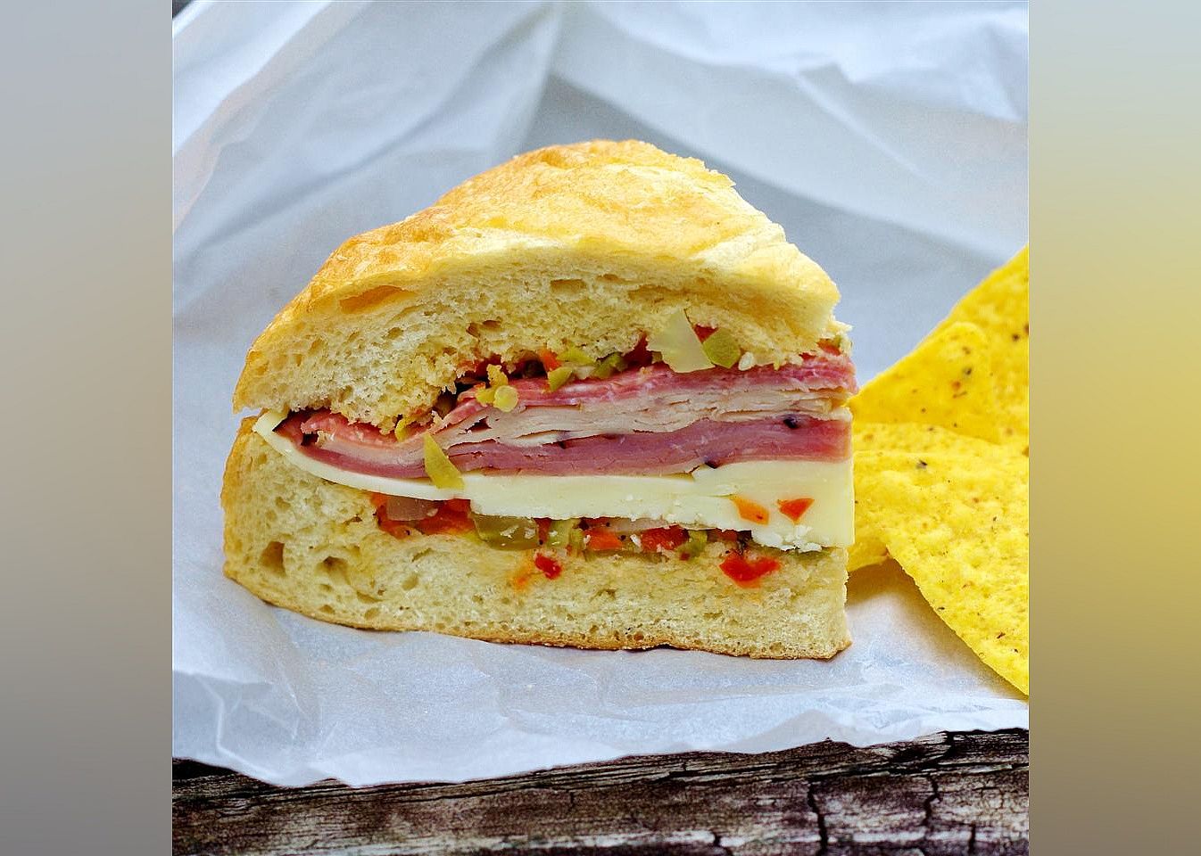 Real N'awlins Muffuletta