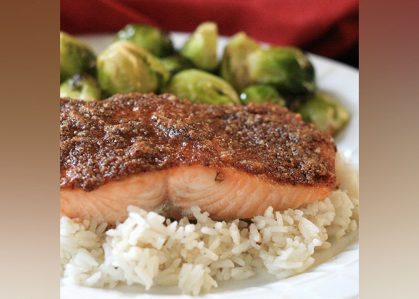 Paleo Pecan-Maple Salmon