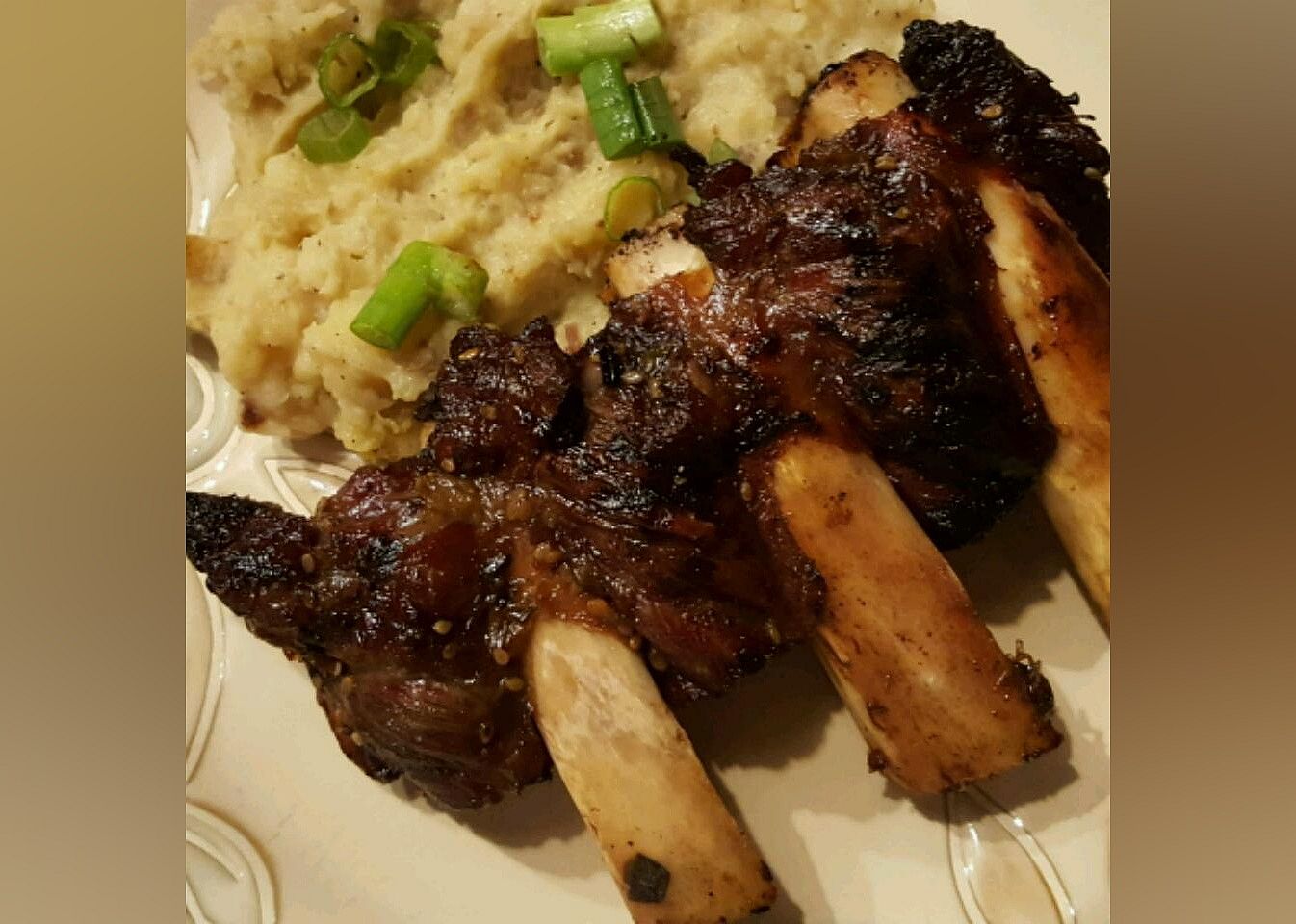 Kalbi (Marinated Beef Short Ribs)