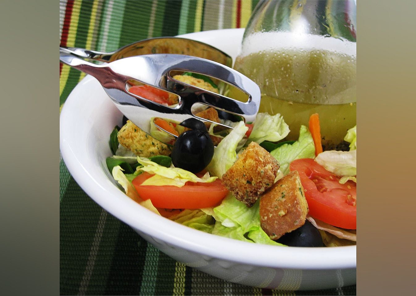 Italian Restaurant-Style Salad Dressing I