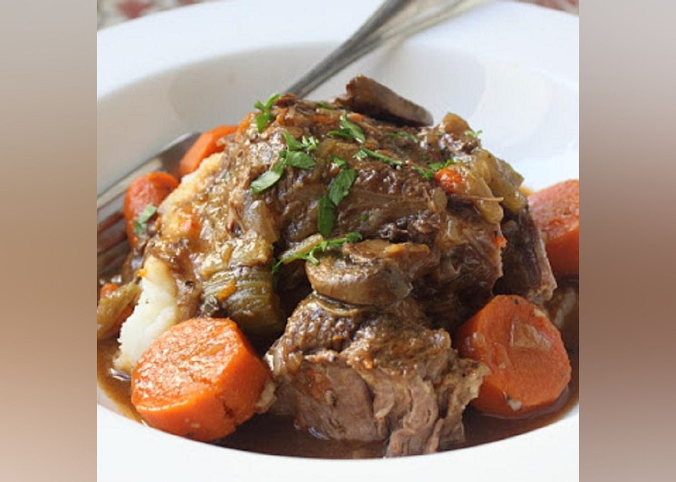 Slow Cooker Beef Pot Roast
