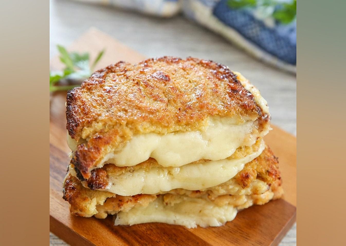 Cauliflower Cheesy Bites