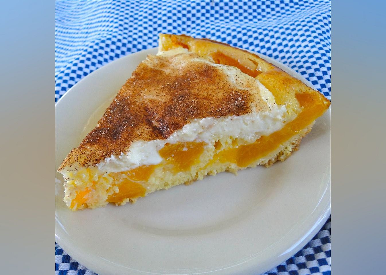 Award Winning Peaches and Cream Pie
