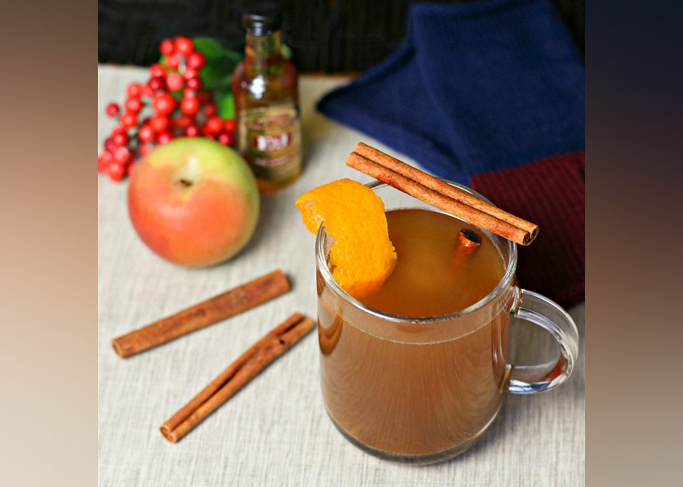 Hot Cinnamon Apple Brandy Cider