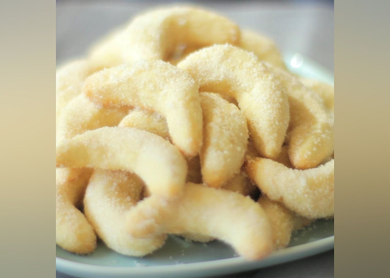 Crescent Butter Biscuits