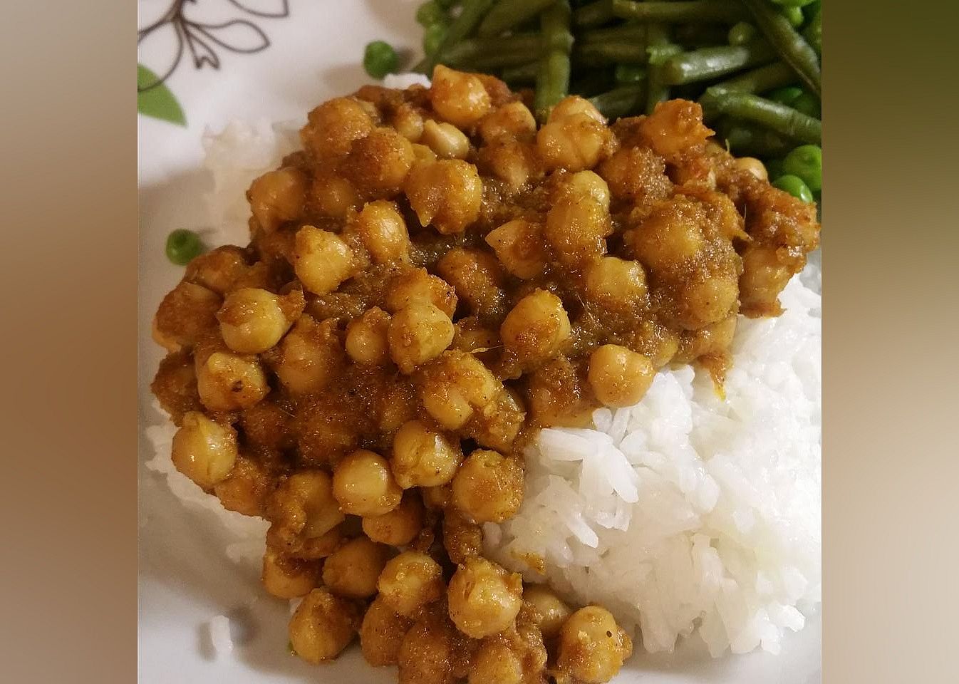 Chana Masala (Savory Indian Chick Peas)