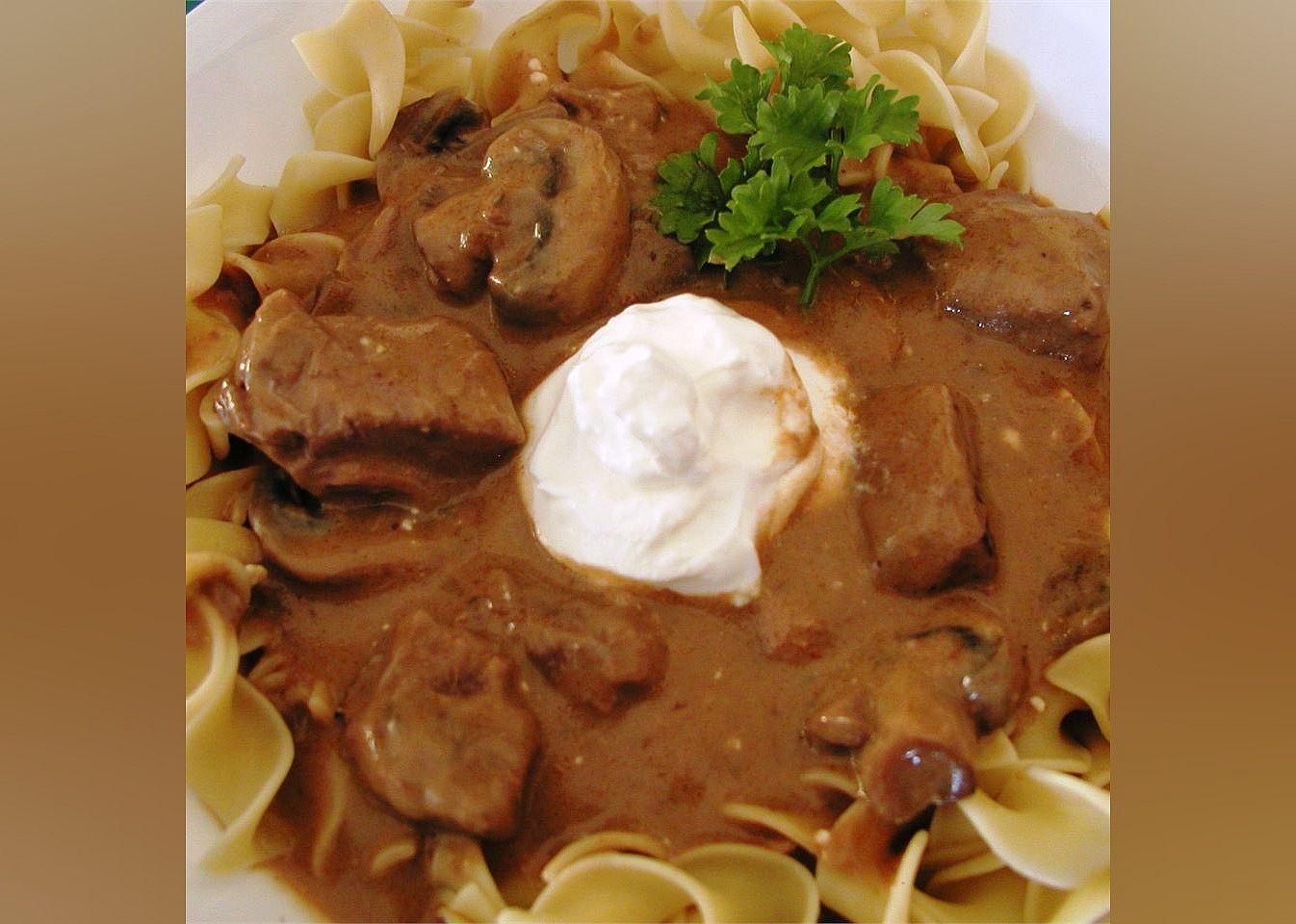 Slow Cooker Beef Stroganoff I