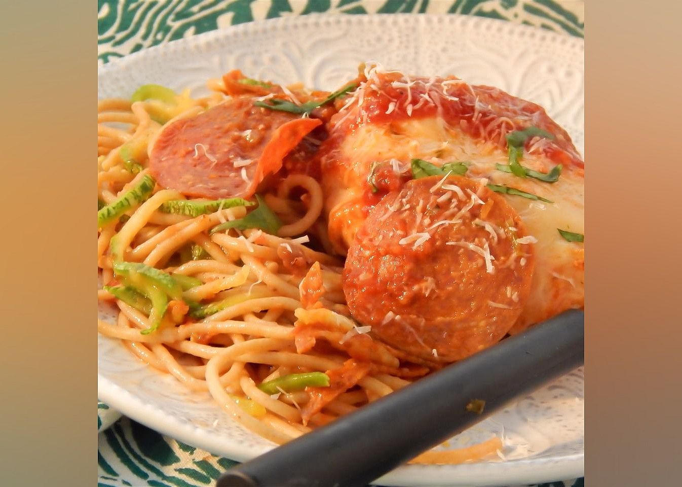 Slow Cooker Chicken Pepperoni