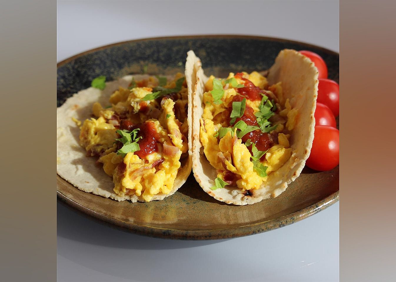 Bacon and Egg Tacos