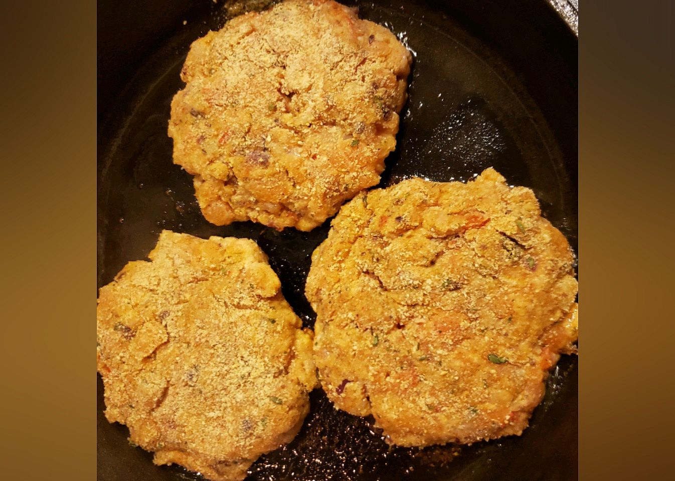 Chef John's Fresh Salmon Cakes