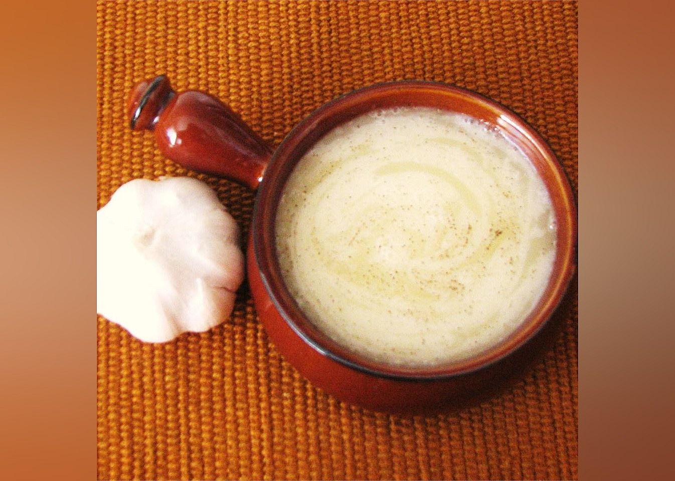 Thick-Style Lebanese Garlic Sauce