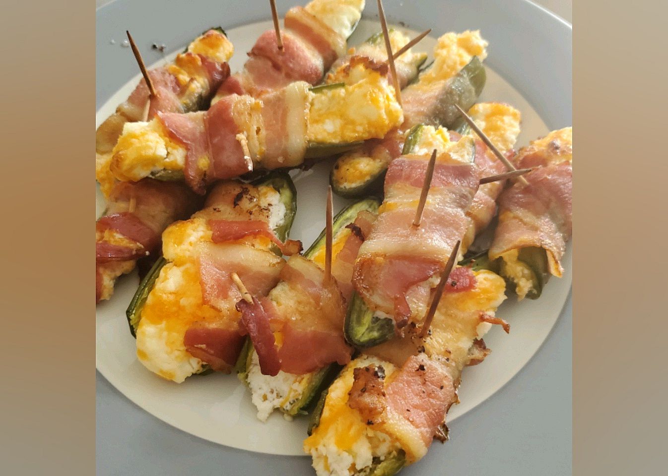 Bacon-Wrapped Jalapeno Poppers