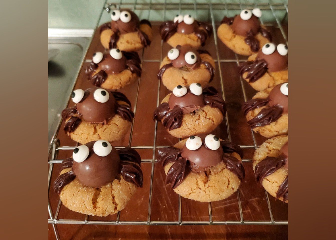 Peanut Butter Spider Cookies