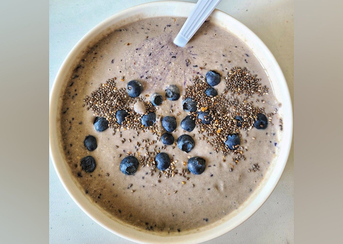 Overnight Oats Blueberry Smoothie Bowl