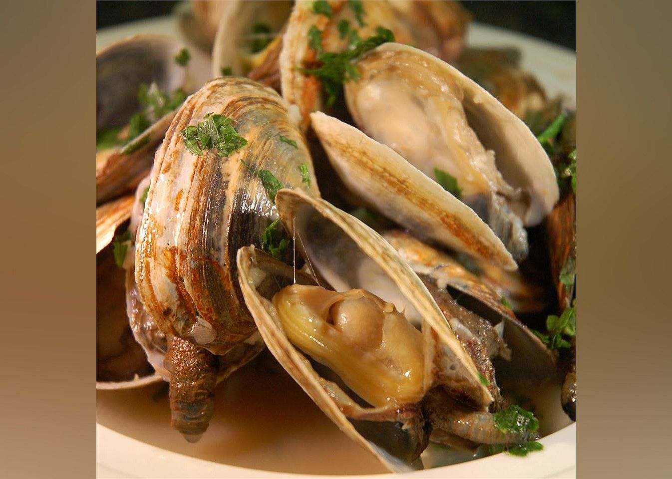 Scott Ure's Clams And Garlic