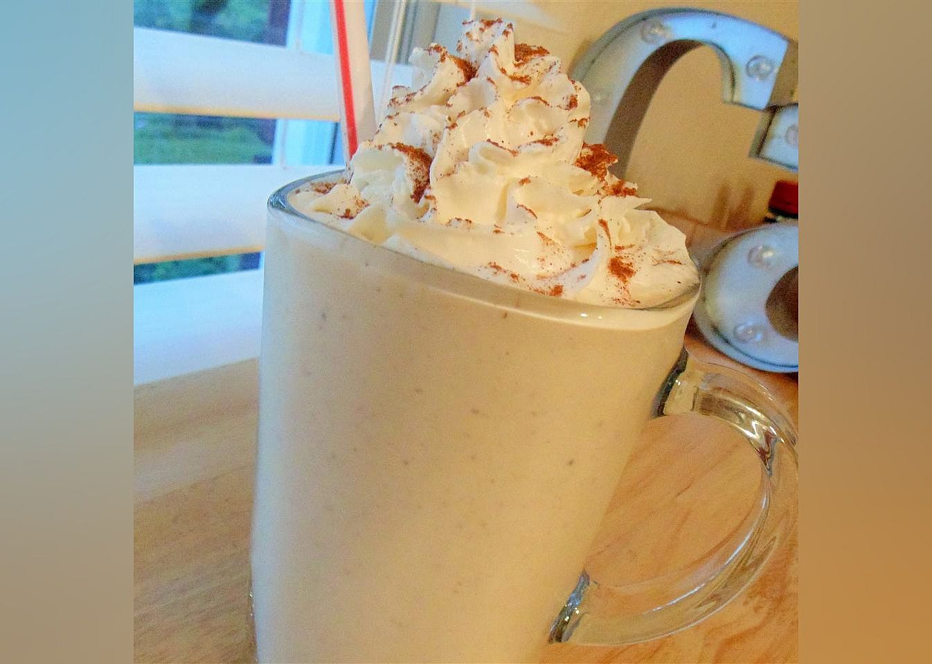 Quick and Easy Pumpkin Pie Milkshake