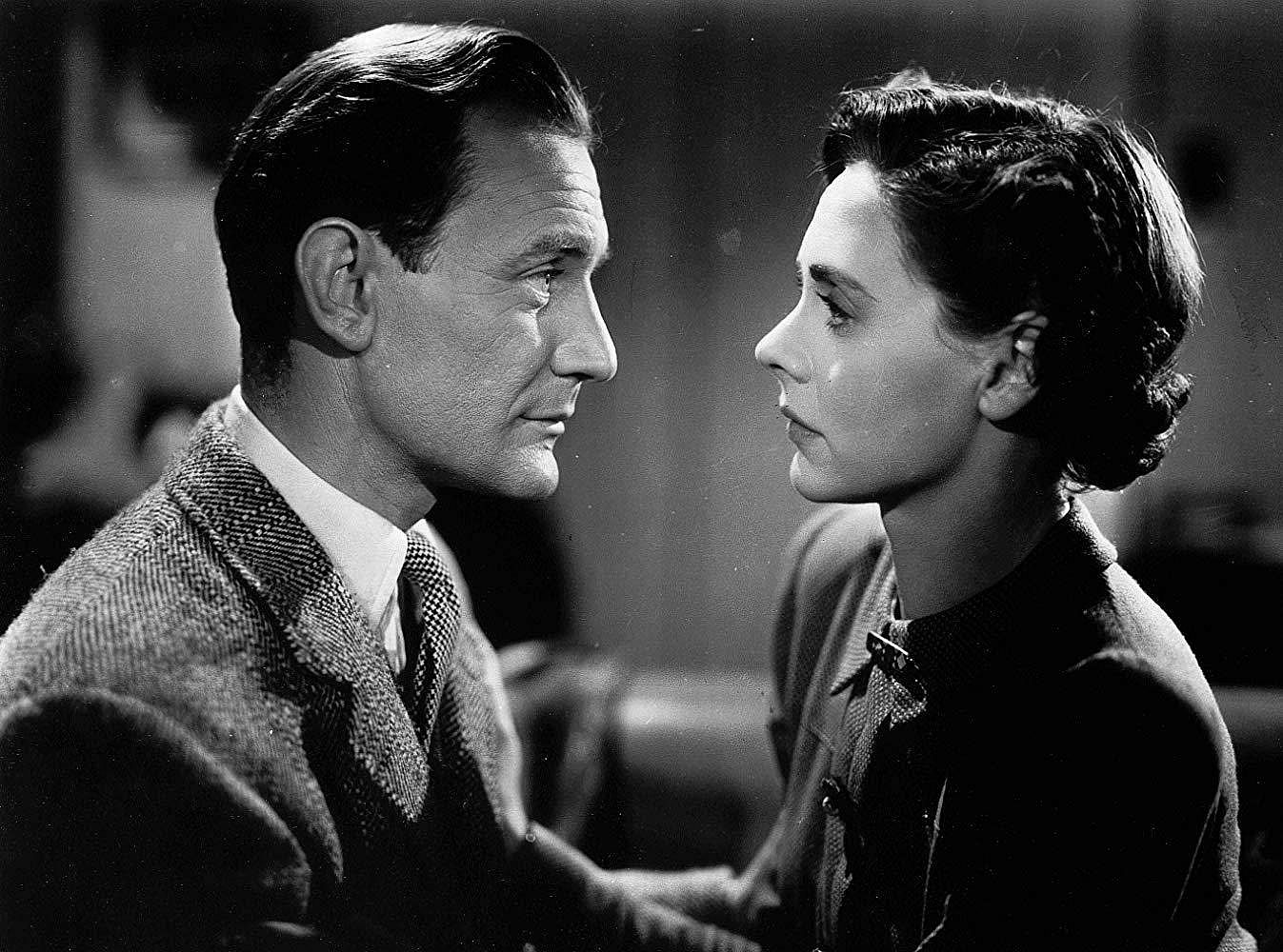 1945: Laura's adios to Alec