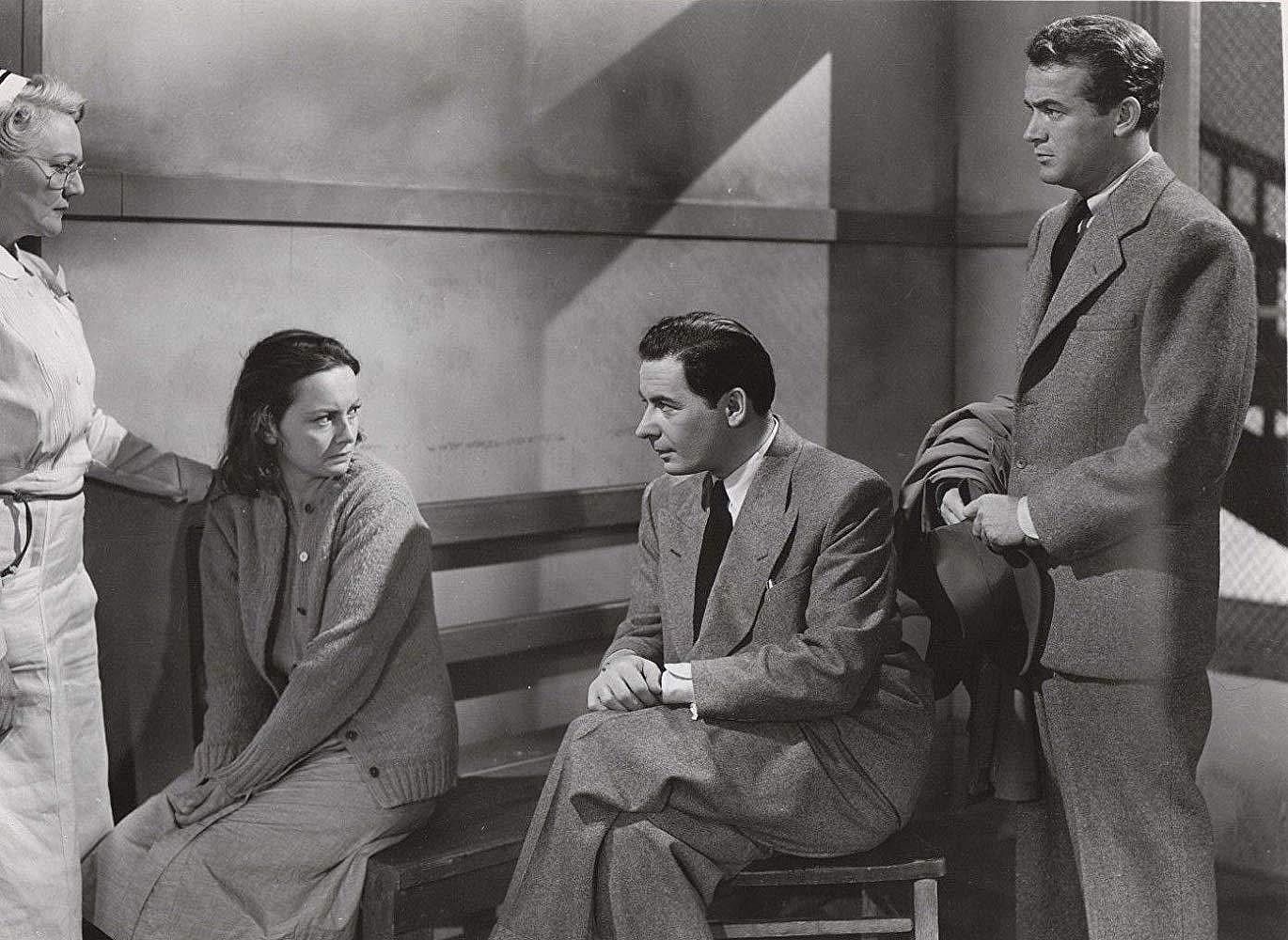 1948: 'Snake Pit' shines a light on mental illness