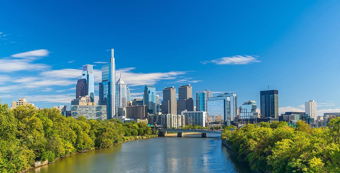 Philadelphia city skyline and river.