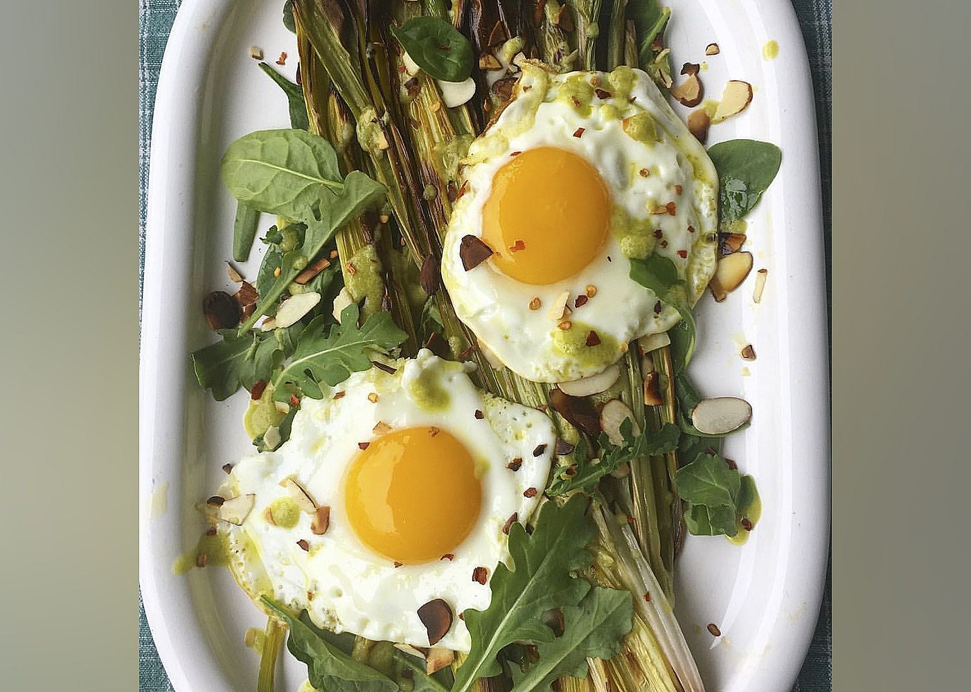 Roasted Leeks with Eggs (Paleo and Keto-Friendly)