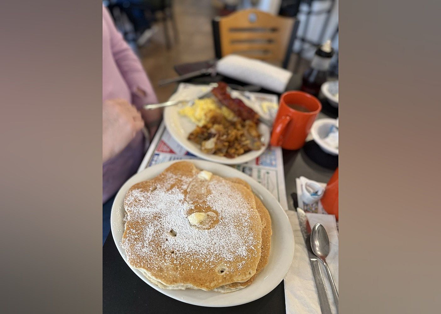 #11. The Cracked Egg Cafe