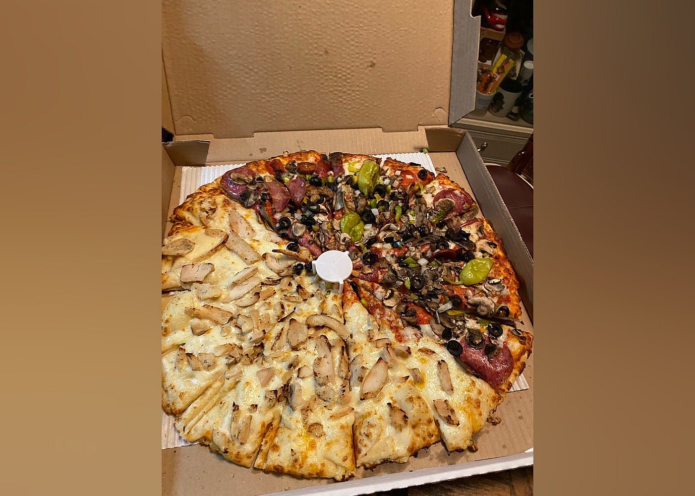 #16. Eddie's Pizza Cafe