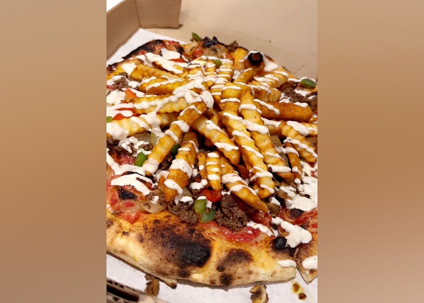 #3. HillCrust Pizza