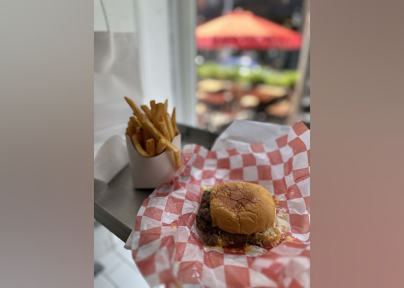 #25. 7th Street Burger