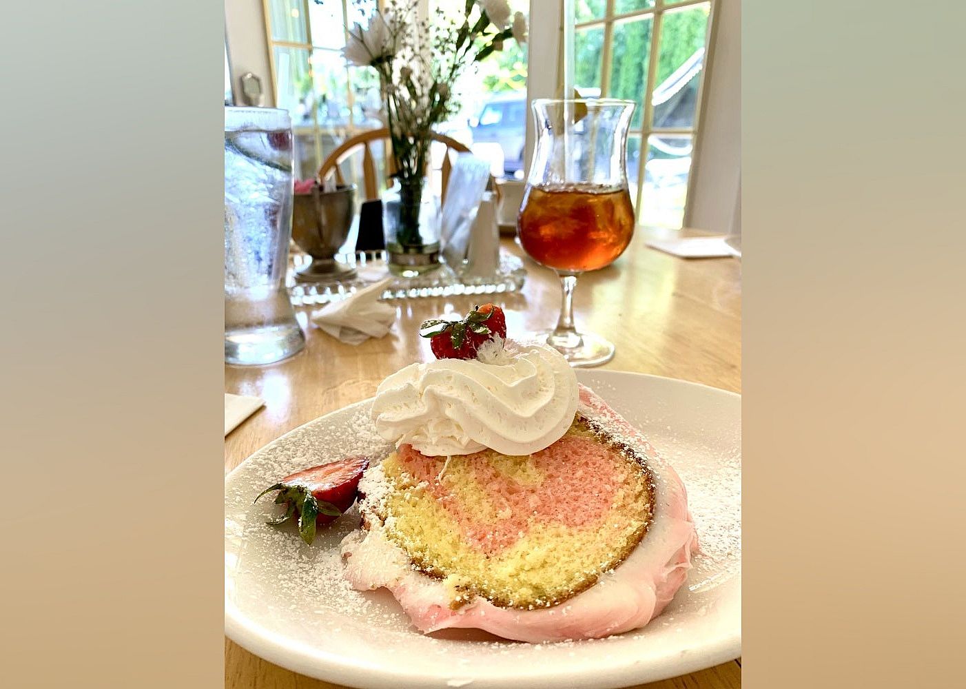 #8. White House Cafe