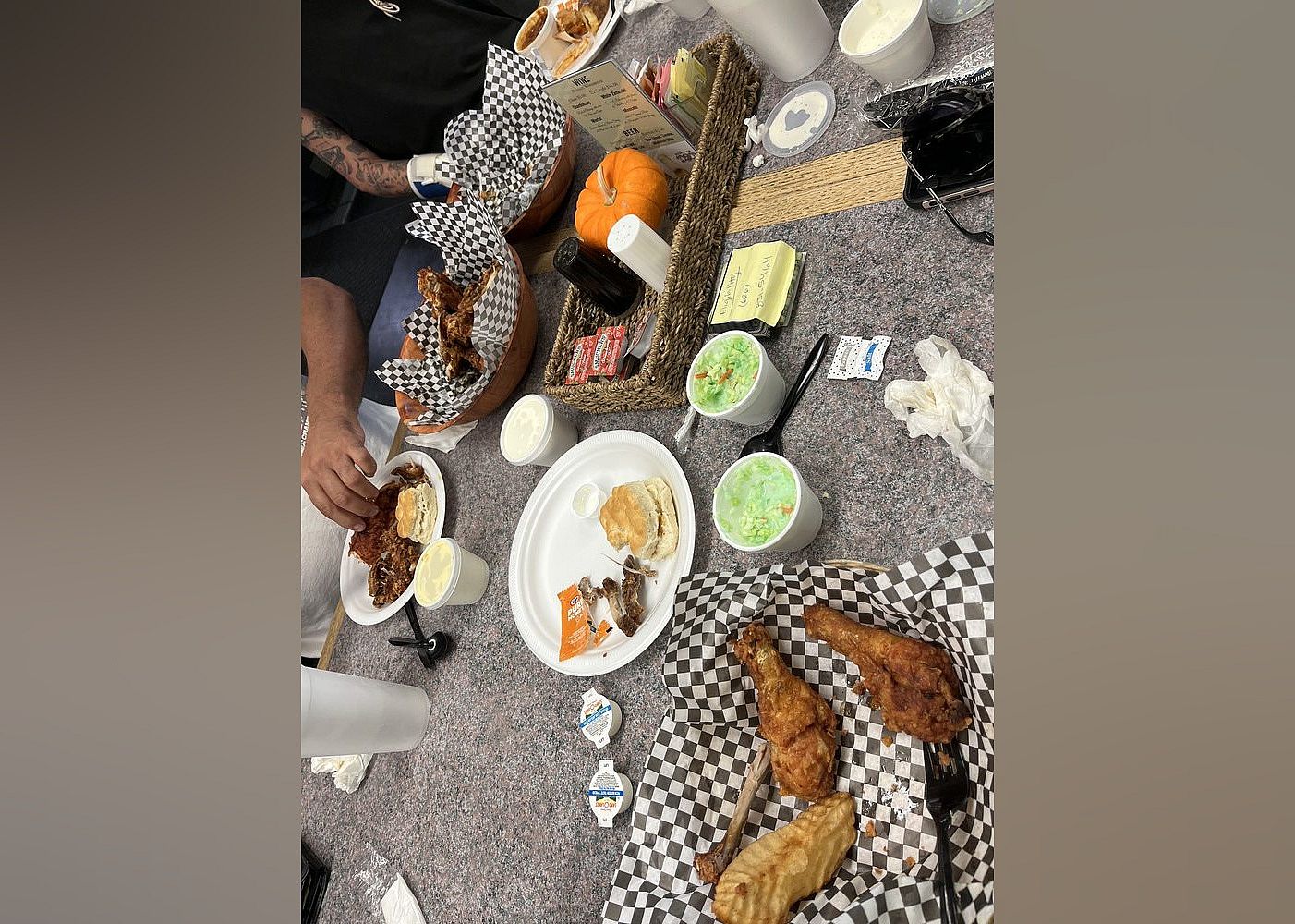 #3. Scotty's Broasted Chicken & Ribs
