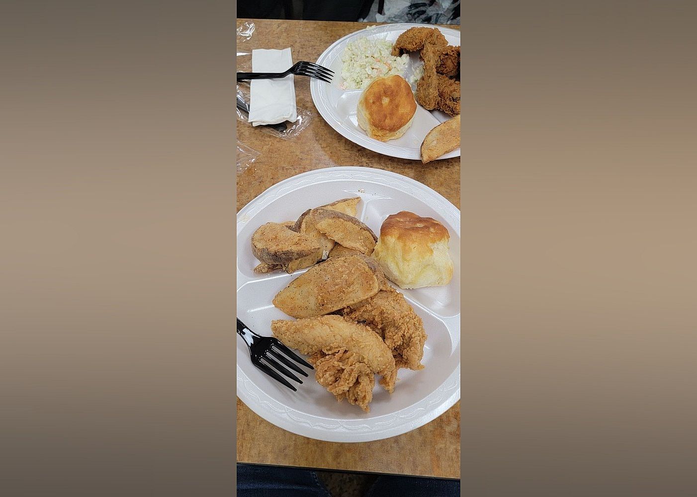 #4. Lee's Famous Recipe Chicken