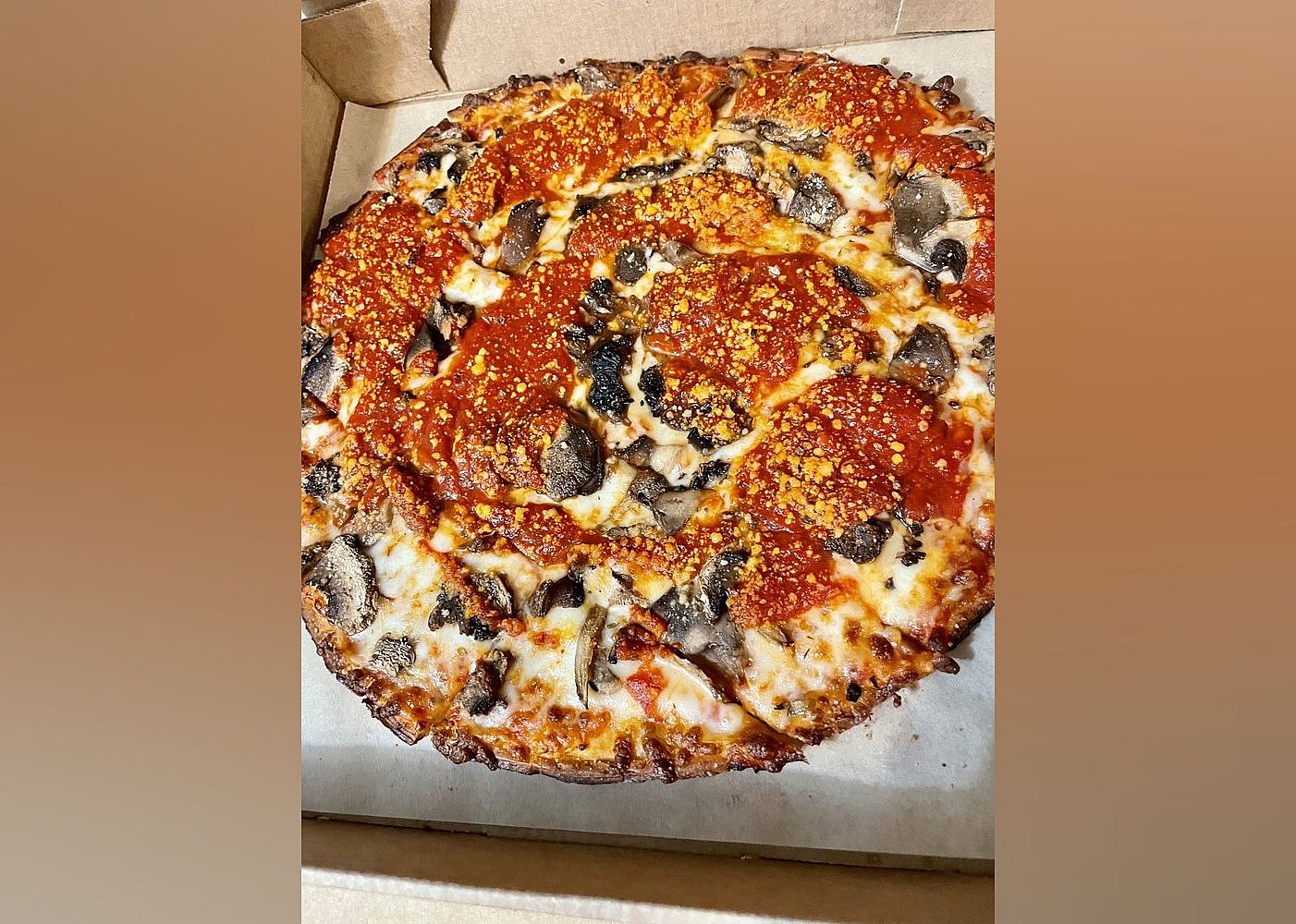 #4. Donatos Pizza