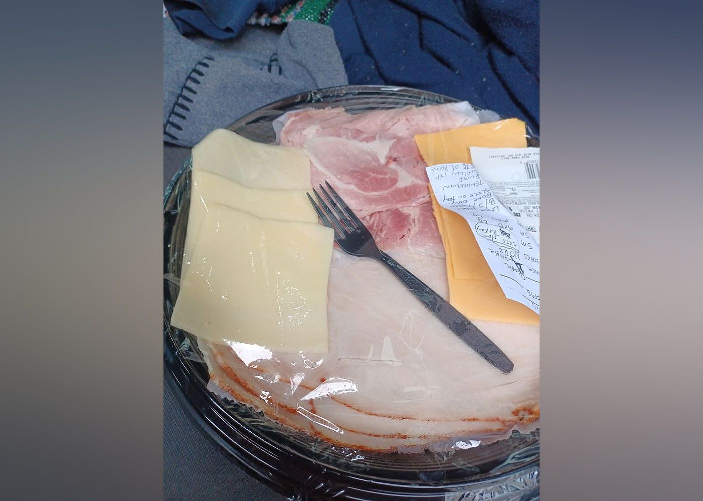 #12. Deer Park Deli