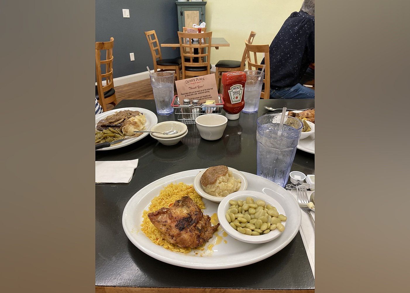 #3. Dena's Place Diner & Grill