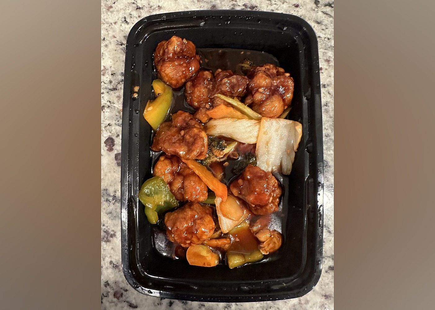 #8. Hong Kong Chinese Restaurant