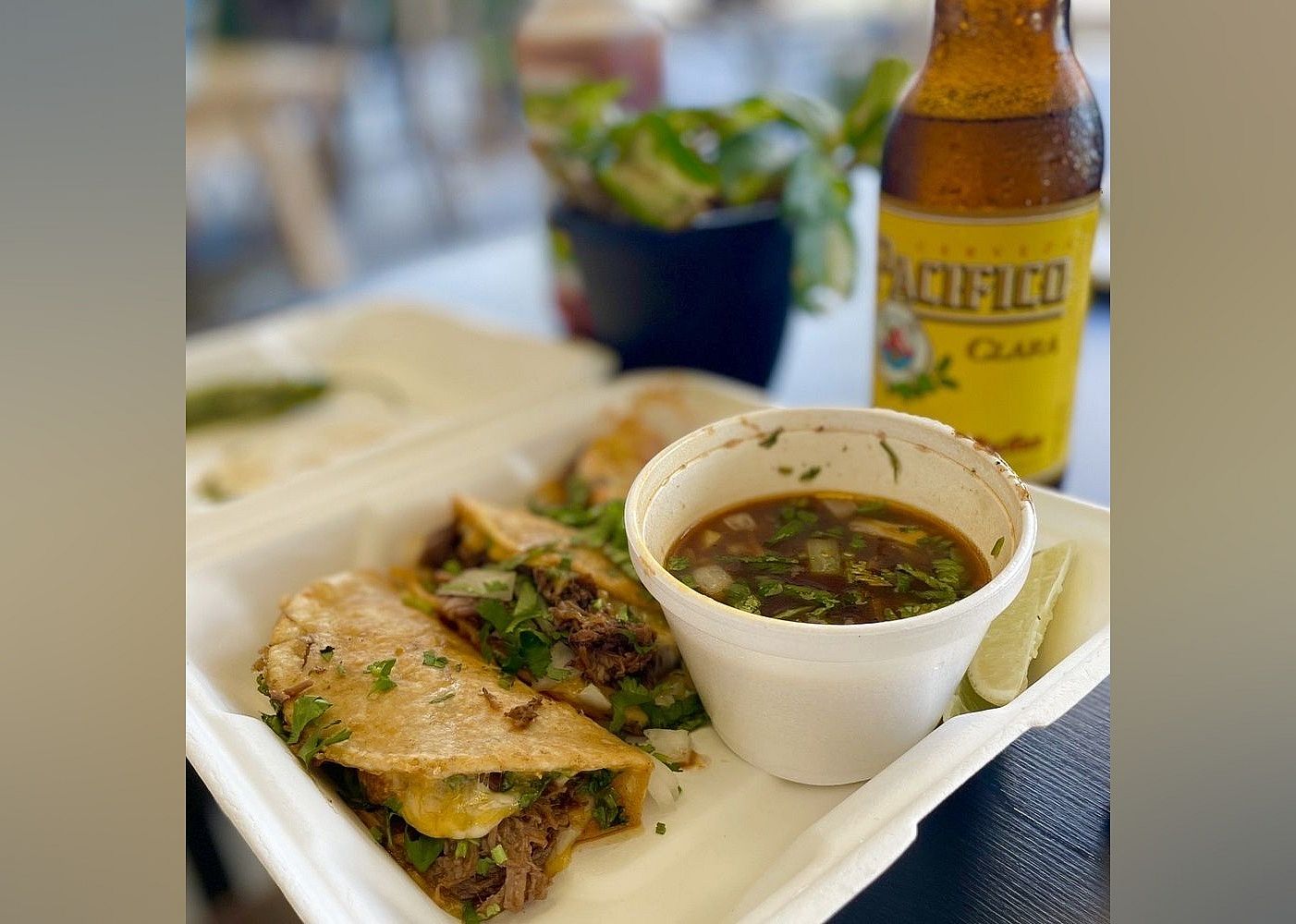 #5. La Placita Taco Grill
