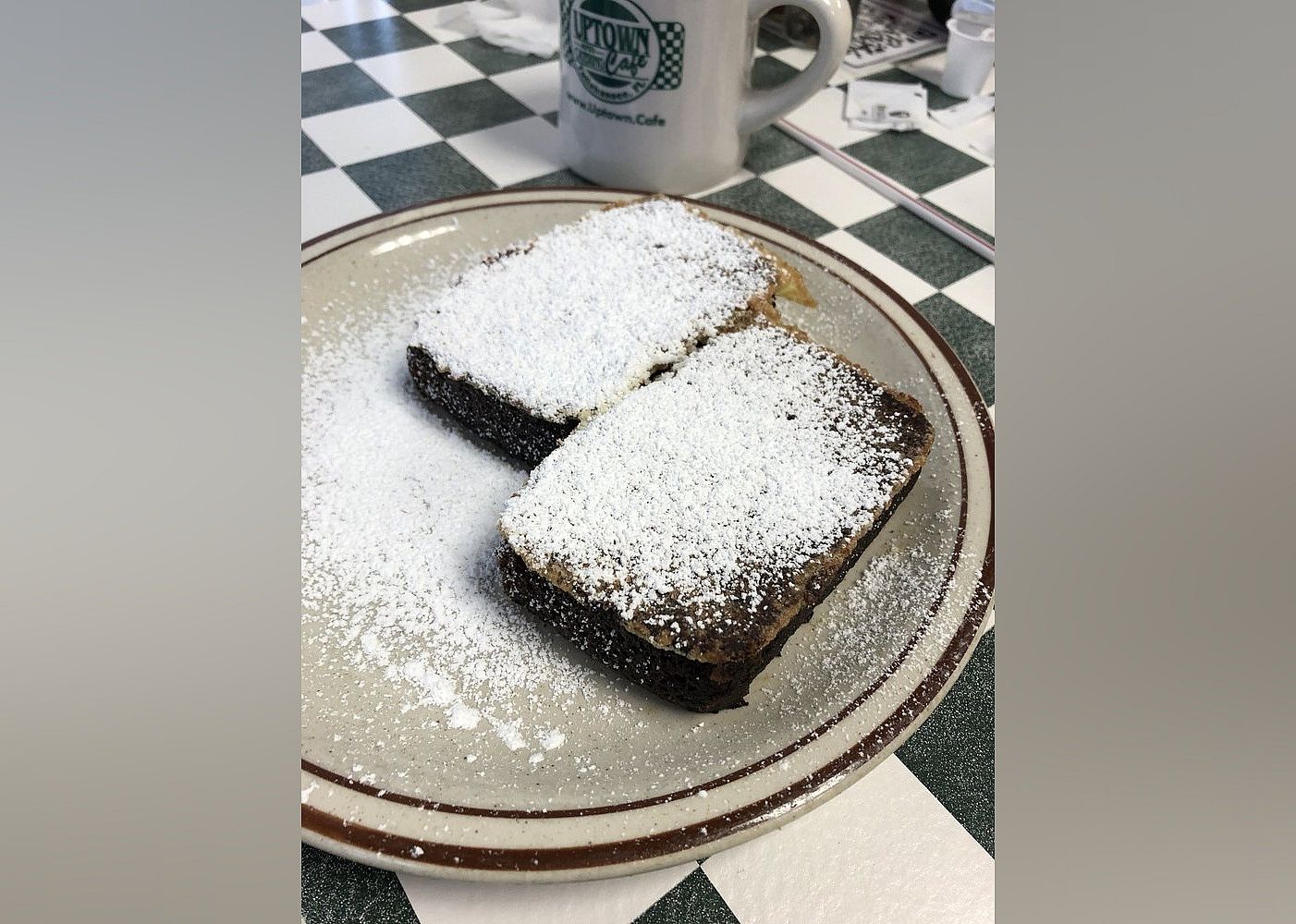#23. Uptown Cafe