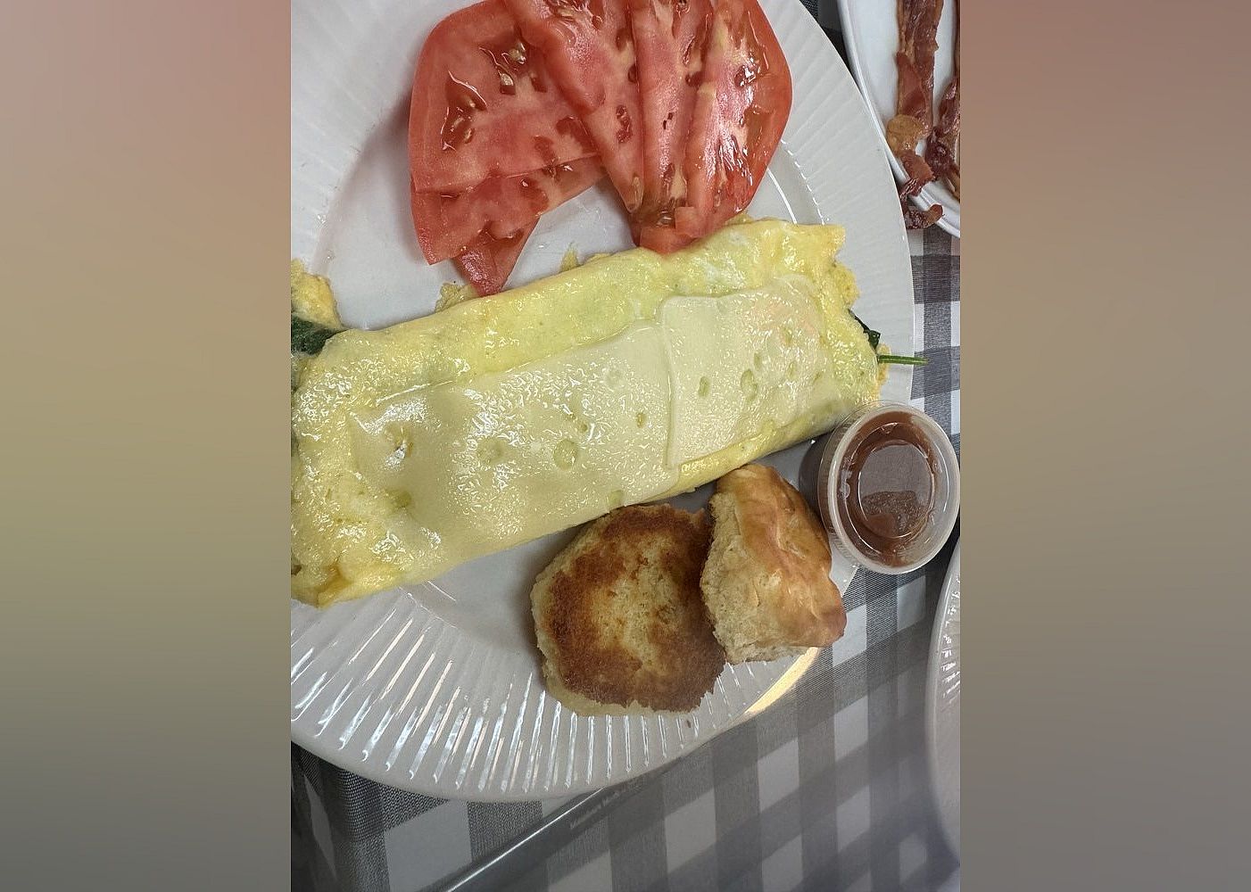 #7. AppleTree Cafe & Bakery