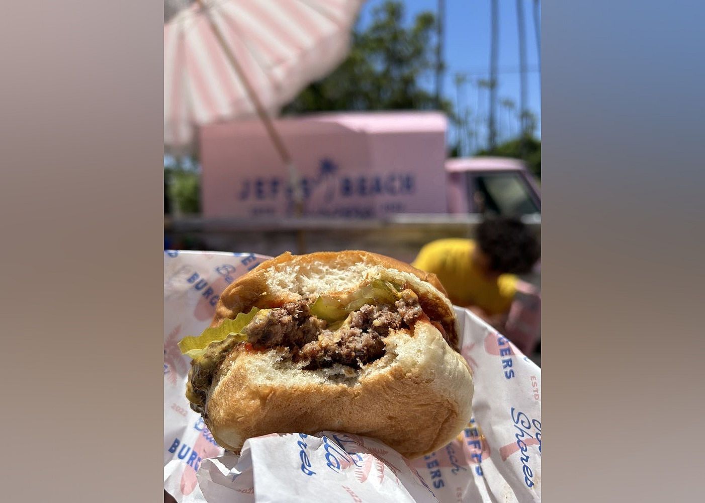 #15. Jeffs' Beach Burgers