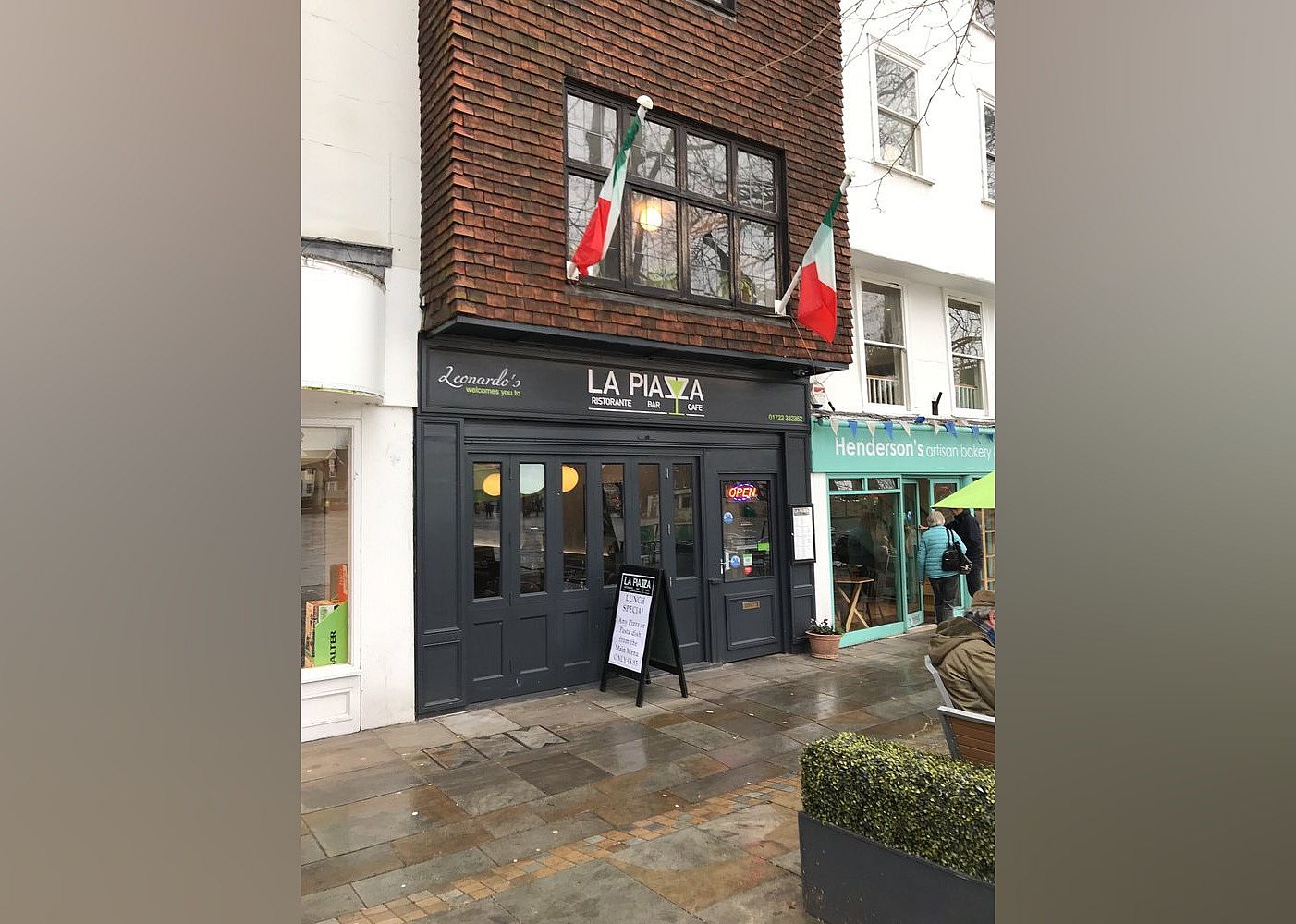 #20. Leonardo's La Piazza