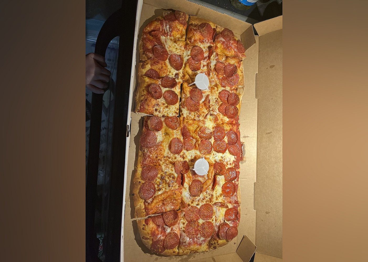 #22. Fox's Pizza Den