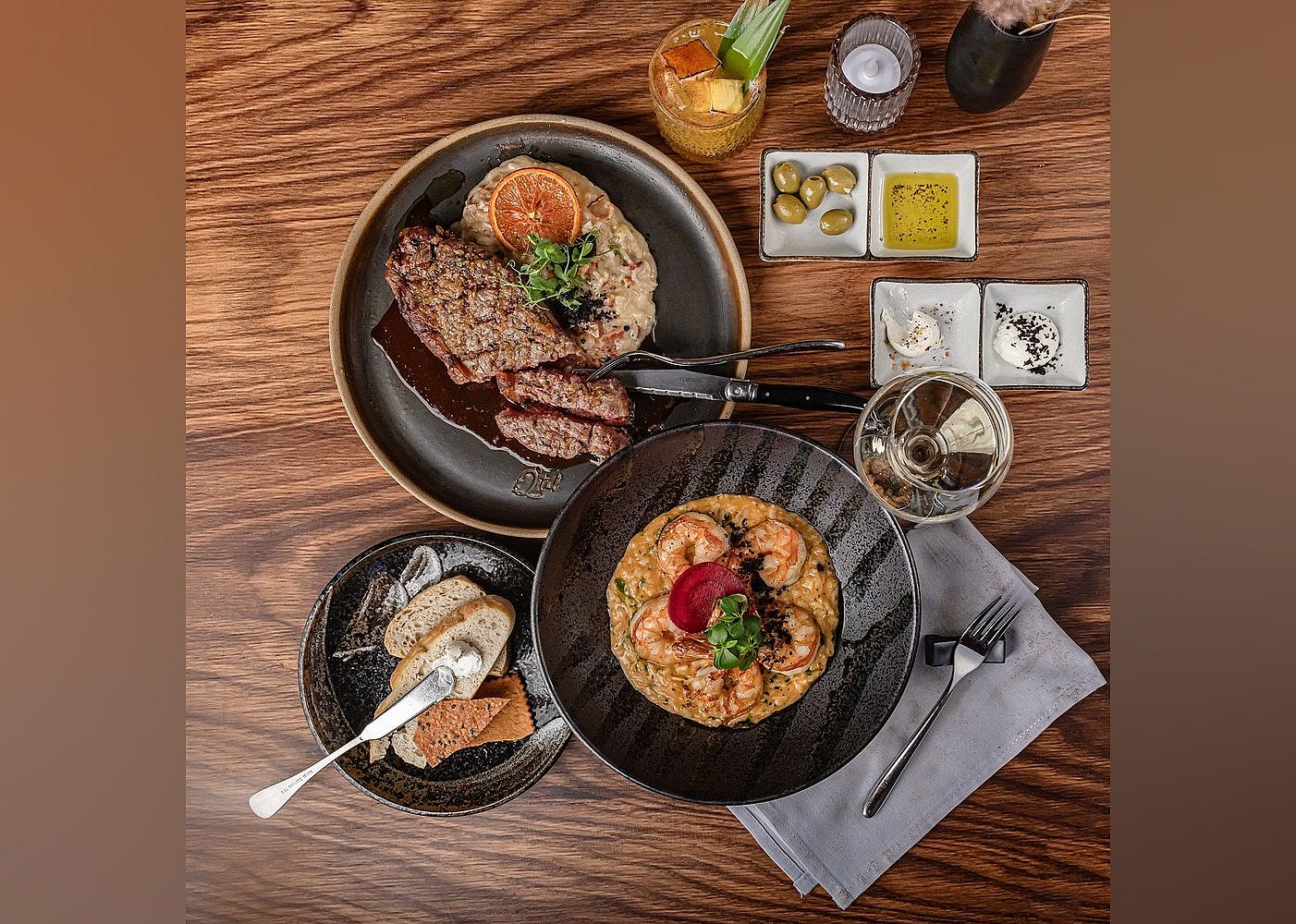 #12. Q'tal Bar & Grill