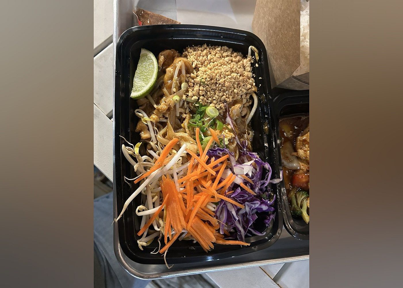 Thai: Sue's Thai Cafe