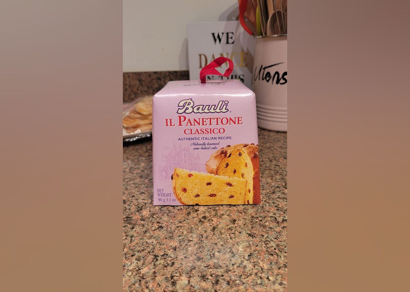 #5. Rizzo's Bakery