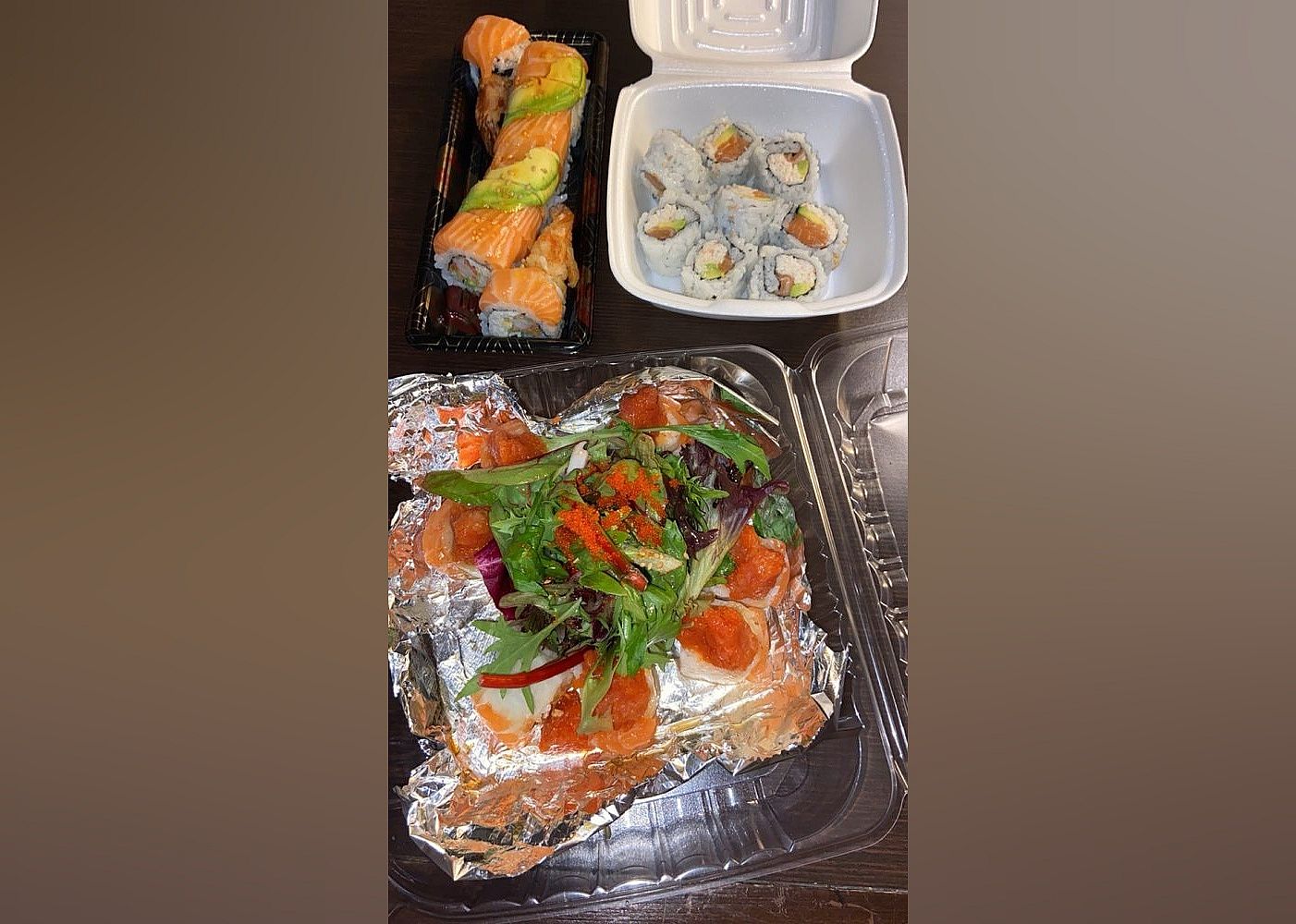 #1. Mamasang Sushi & Grill